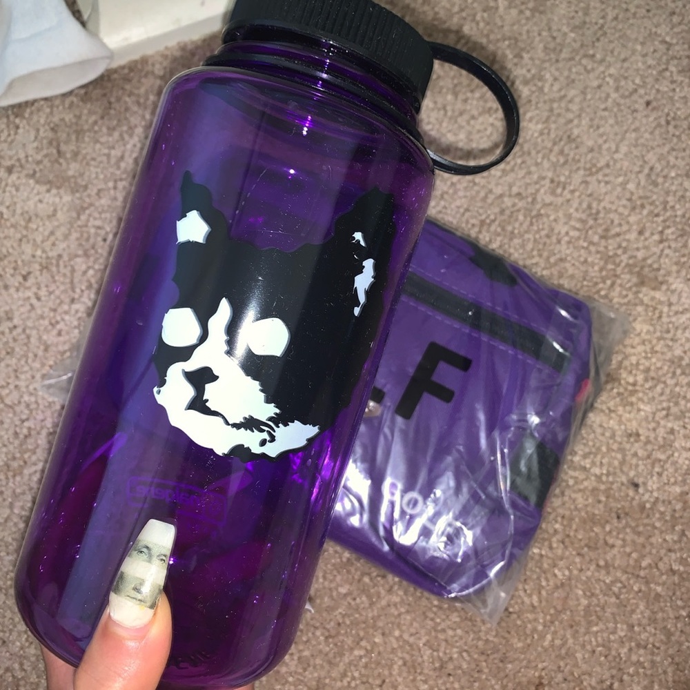 Golf wang water bottle 💦